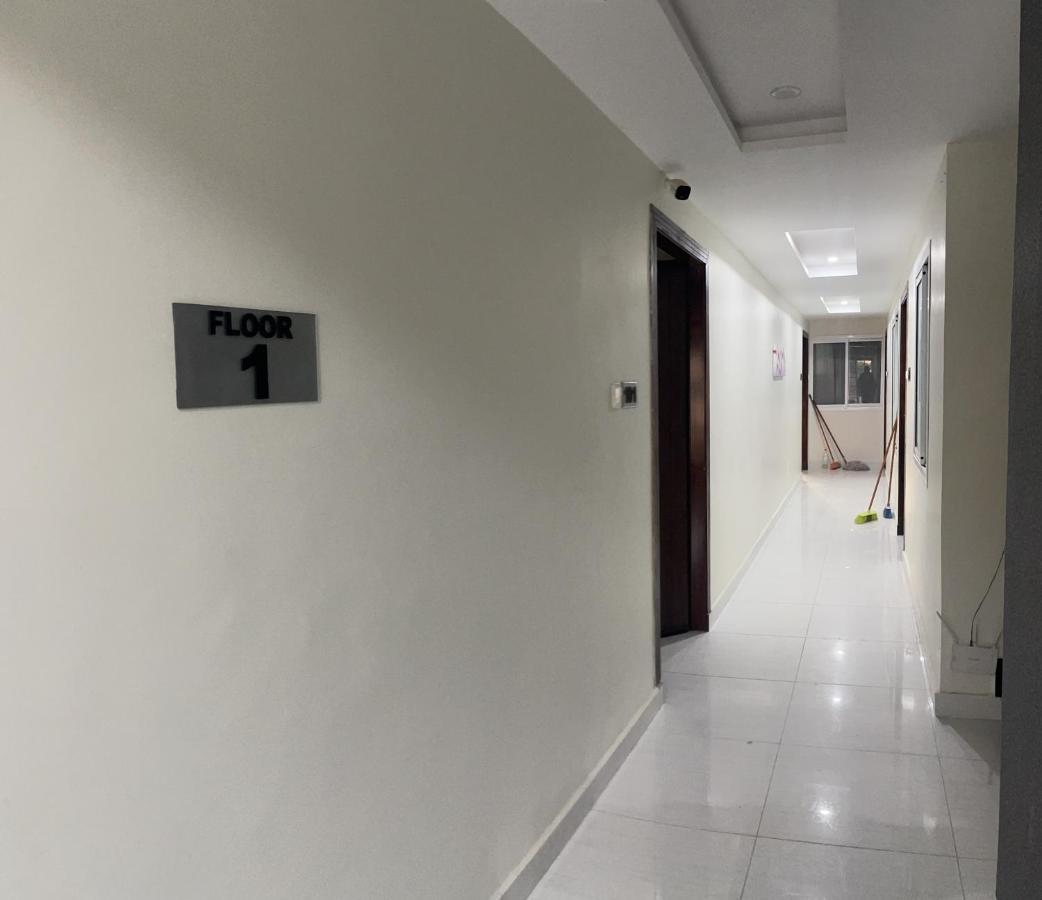ホテル Premier Heights Jhelum エクステリア 写真